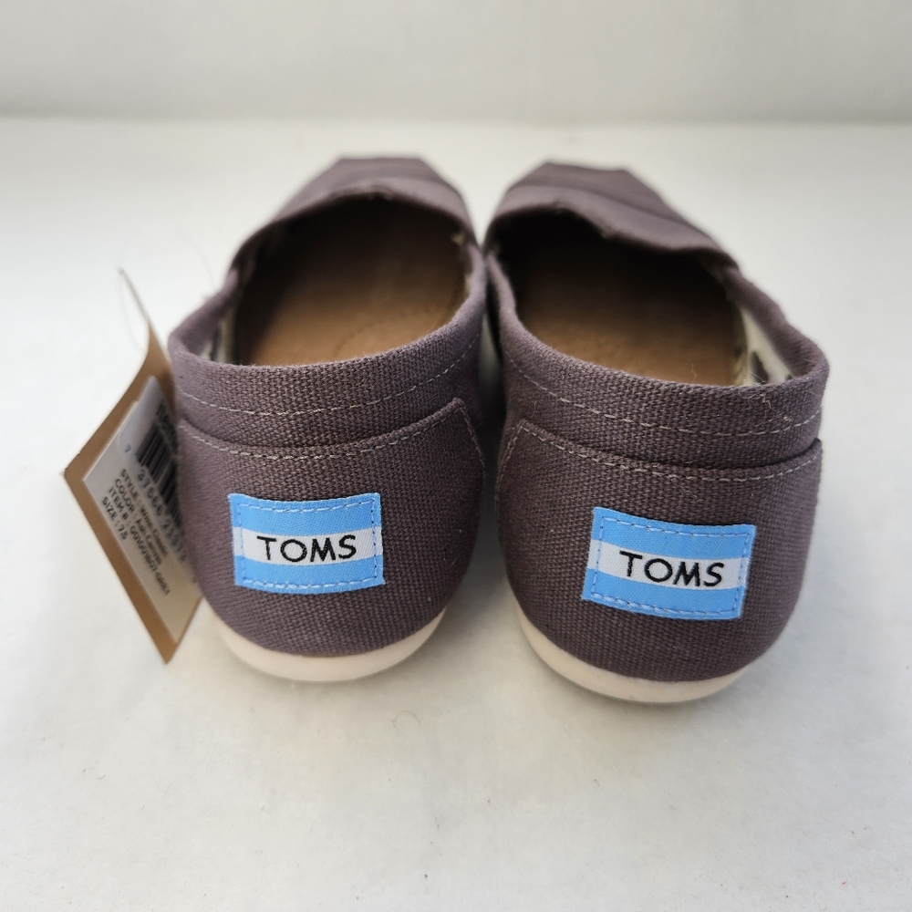 TOMS Women's Size 7.5 Ash Canvas Classic Slip-On Flat Shoes NWT - Picture 4 of 8
